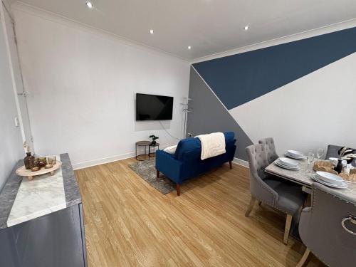 Cliffton House, Sleeps 5, Parking,Netflix, WiFi, Only 6 min to City