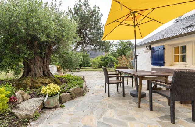 Close to beaches (300 m)