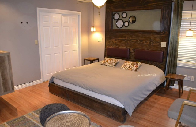 Co-Living. work, play, SHARE, enjoy. (Casita)