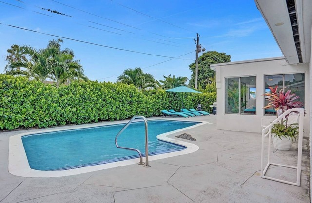 Coastal Breeze Retreat with Heated Pool