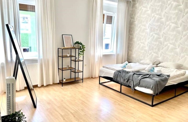 Comfy Central Apartment