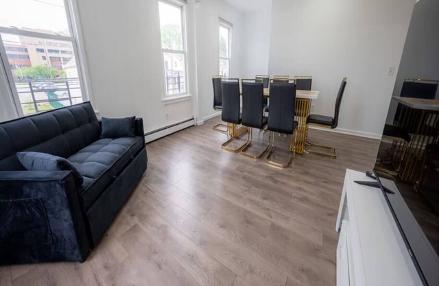 Comfy Family Home - Near NYC!