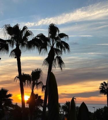 COSTA GALERA Apartamento con piscinas jardín y un baño cercano a la playa