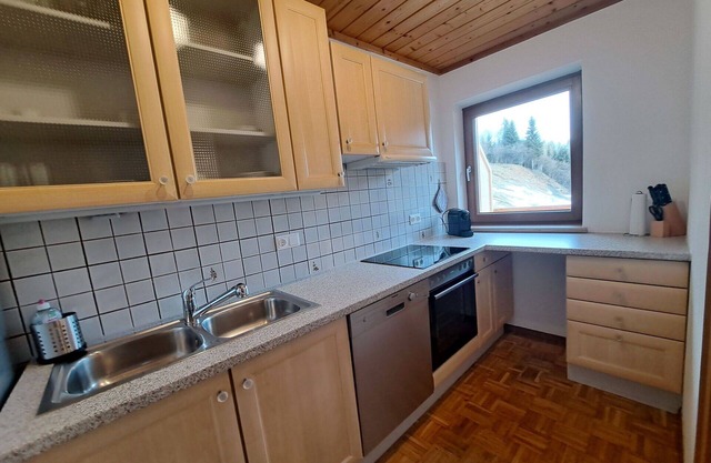 Cosy apartment in villa for 3 people with WIFI, TV and balcony