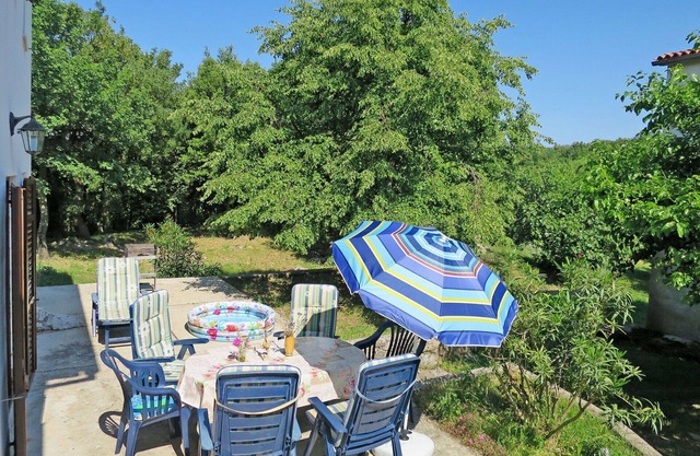 Cosy apartment in villa for 7 people with WIFI, TV, terrace and pets allowed