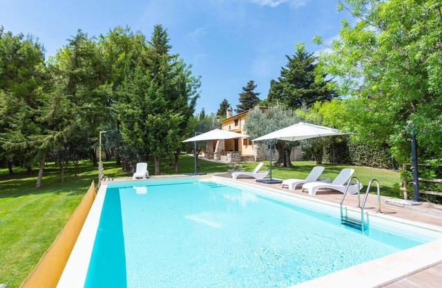 Cosy apartment in villa for 6 guests with pool, WIFI, TV and terrace