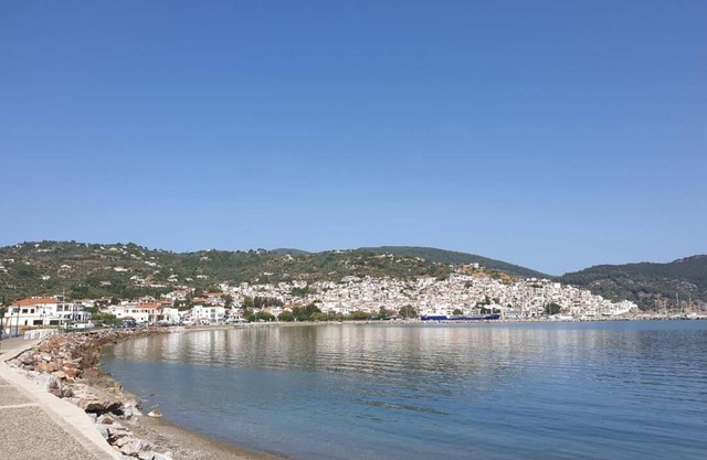 Cosy Flat in the Heart of Skopelos Town