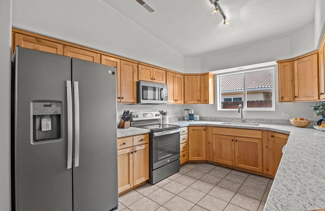 Cottonwoods 477