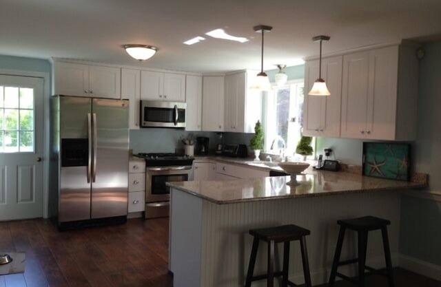 COTUIT RETREAT! BEAUTIFUL 3 BR/CENTRAL AC
