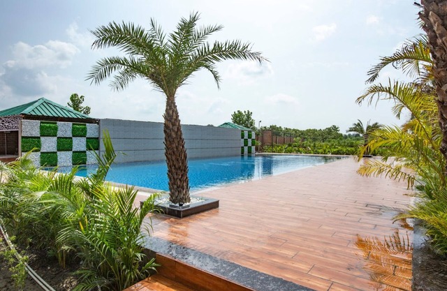 Countryard Resort By Alcor