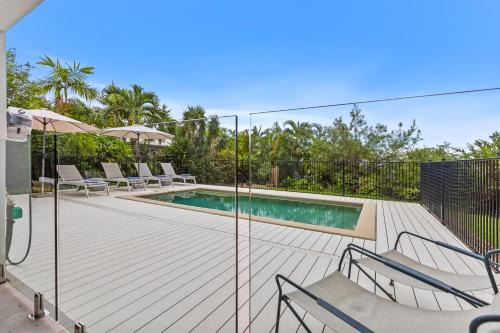 Cove Retreat