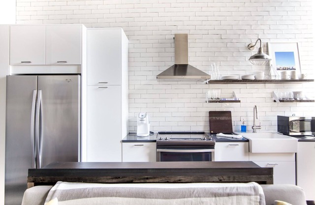 Cozy 1 bedroom Loft in the Heart of Downtown! (Loft 201)