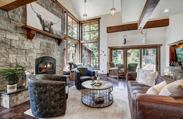 Cozy Breckenridge Ski Home Escape and relax in a secluded getaway. Sleeps 8n