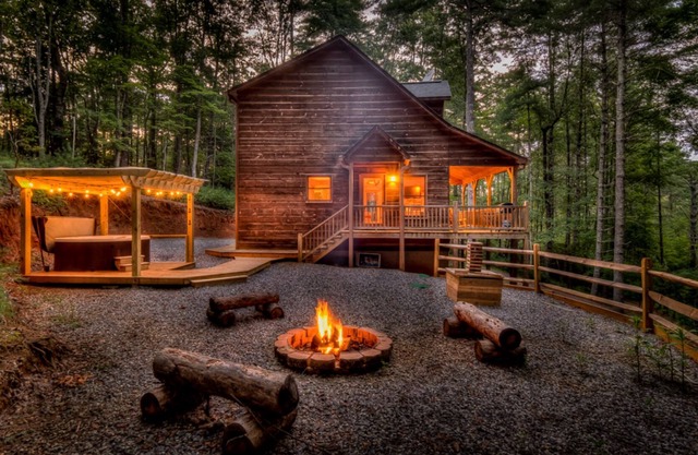 Cozy Cub Cabin by Escape to Blue Ridge