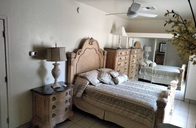 Cozy Guest House by the park in charming Tucson