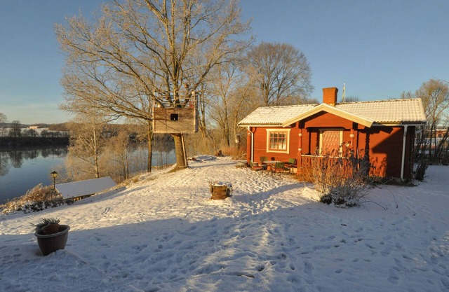 Cozy home in Borlänge with lake view