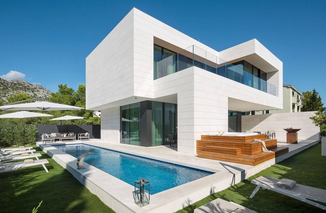Cozy home in Starigrad