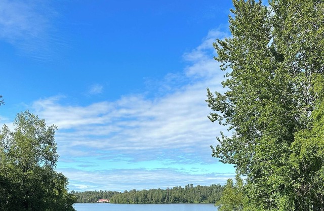 Cozy private lake front living! With the echoes of loons lullabing you to sleep.