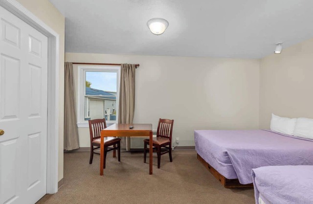 Cozy Stay in Lake City- 2 Double Beds suite