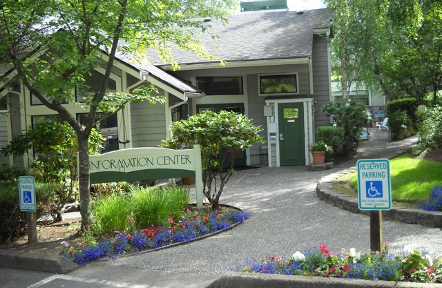 D218 Executive Suite 1 bd 1 bth - 2nd Floor