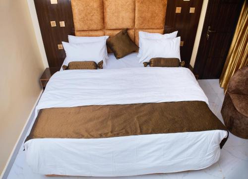 Darminah Hotel