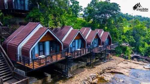 Datoch Resort-ដាតូចរីស៊ត