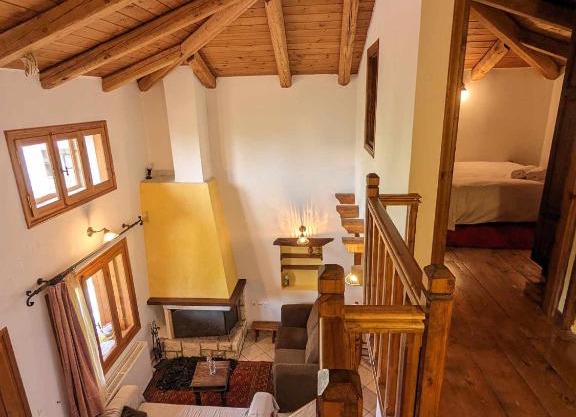 Diminio 4 Whole House Chalet
