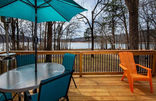 DISCOUNTS Available, Norris Lake, RARE FLAT lot, Lakefront Ranch Hm, pvt. dock