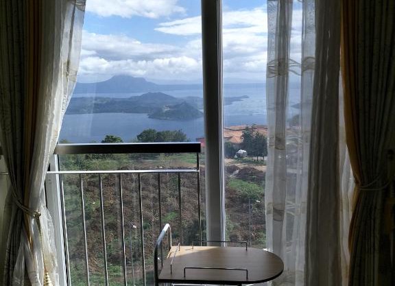 Divina Grasya Tagaytay Condo Facing Taal