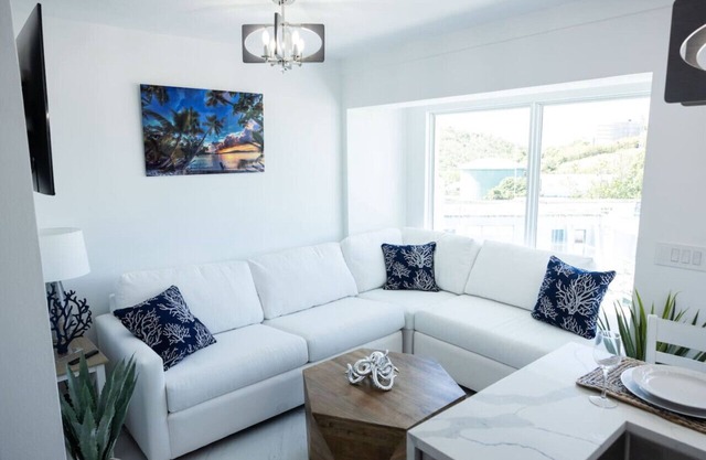 Dolphin Suites Unit 8