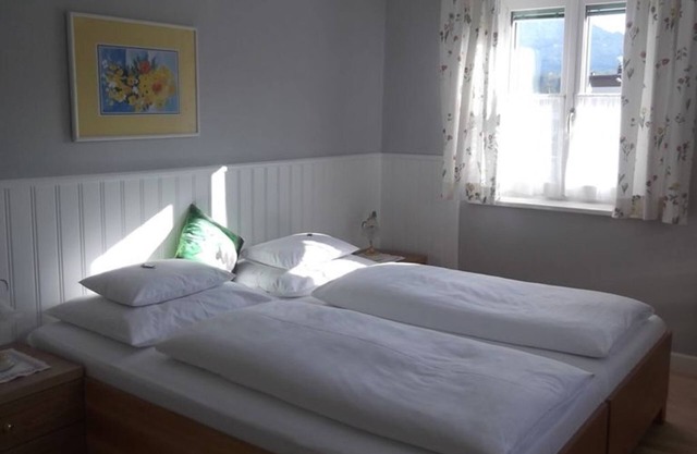 Double room standard without balcony Nr. 15 - Hotel Garni Stabauer