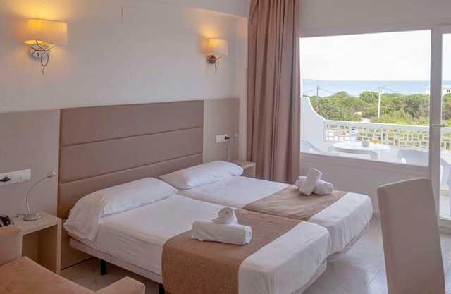 Double Sea View .