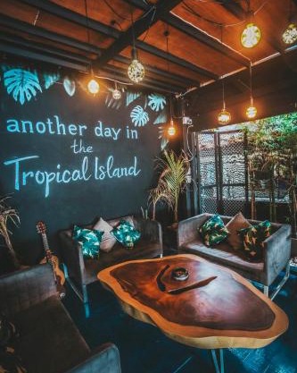 DPM Koh Tao Diving Hotel & Bar