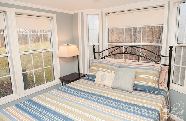 Dreams Park/All Star Getaway! Cottage #3- Old World Village
