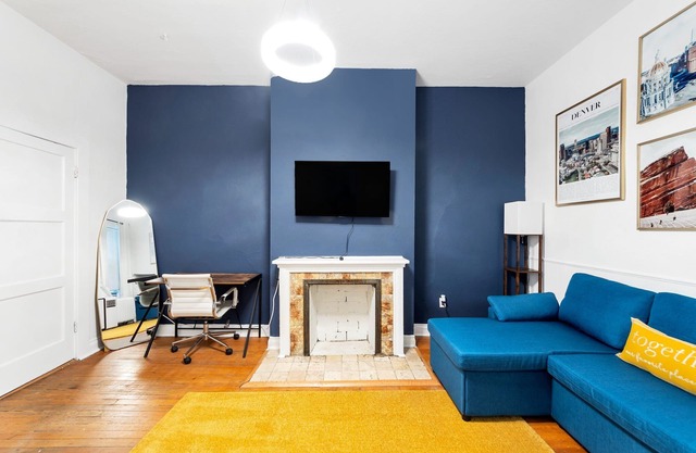 DT Apartment near everything!