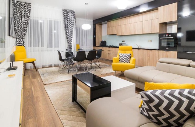 Dumbrava Residence