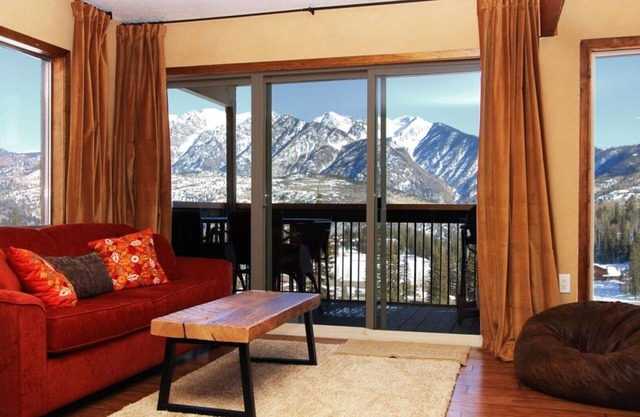 Durango Mountain Dream Views! Gorgeous Interior! Ski-in Ski-Out