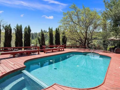 Eaglenest Inn with Pool & Seasonal SPA