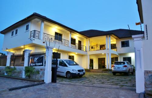 Eden Vale Hotel