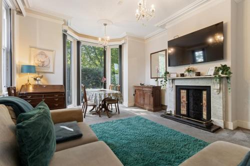 Elegant Malvhina Retreat on the Malvern Hills