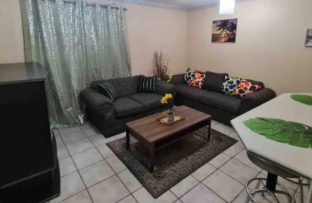 Elite Dream Getaway at Oaklands Apt