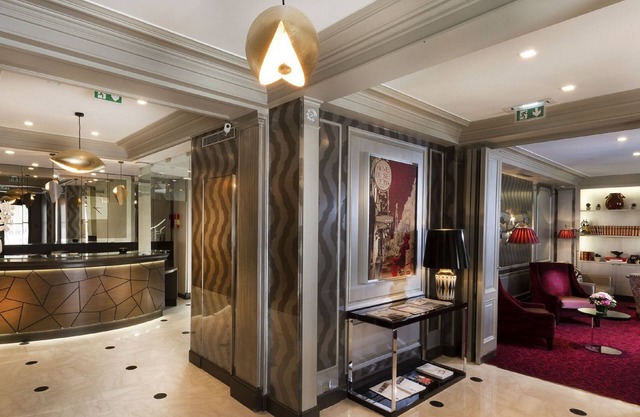 Elysees Union Hotel
