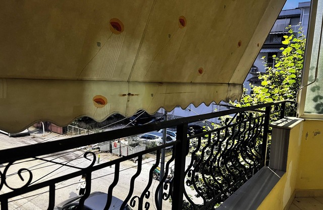 Enjoyable 3-bedroom apartment 120m square in charming Gjirokastër in the Center