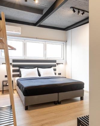 Ermoo Athens Modern Living