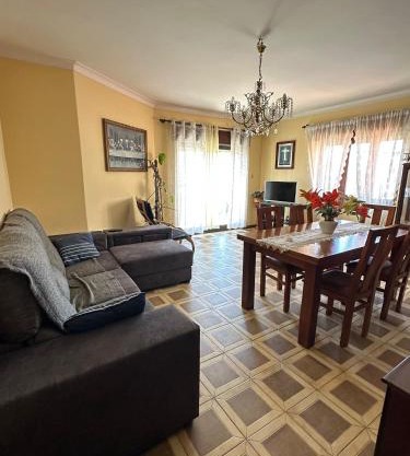 Esposende 3 Bedrooms Balcony Center Flat