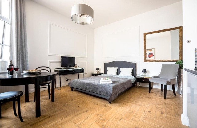 Ester Apartment