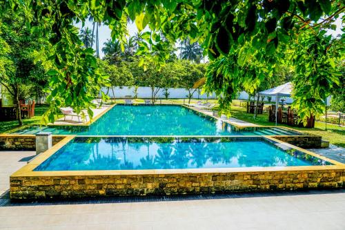Even Beach Oasis