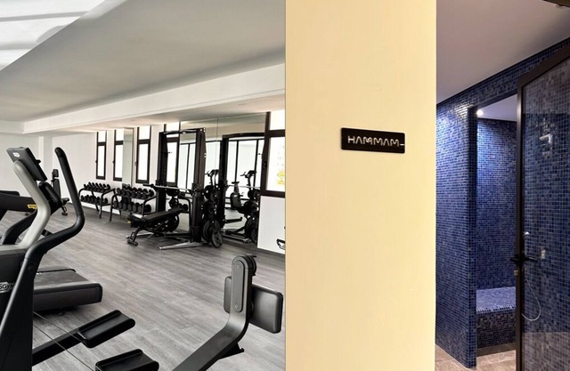 Evolo Luxury, Lake View, Piscine,jacuzzi,salle de Sport