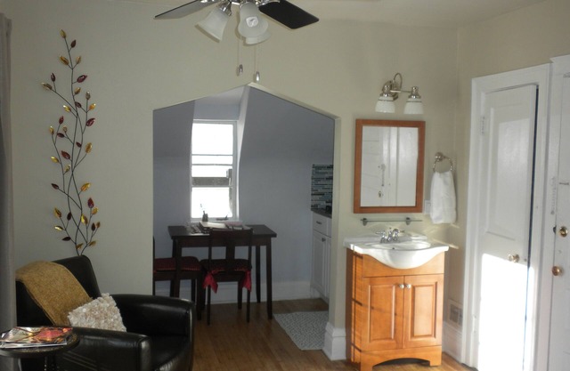 Exceptional! Must See! Sunny Studio Top Location, Private Balcony