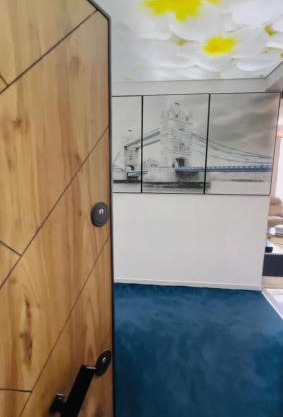 executive 3-bedroom